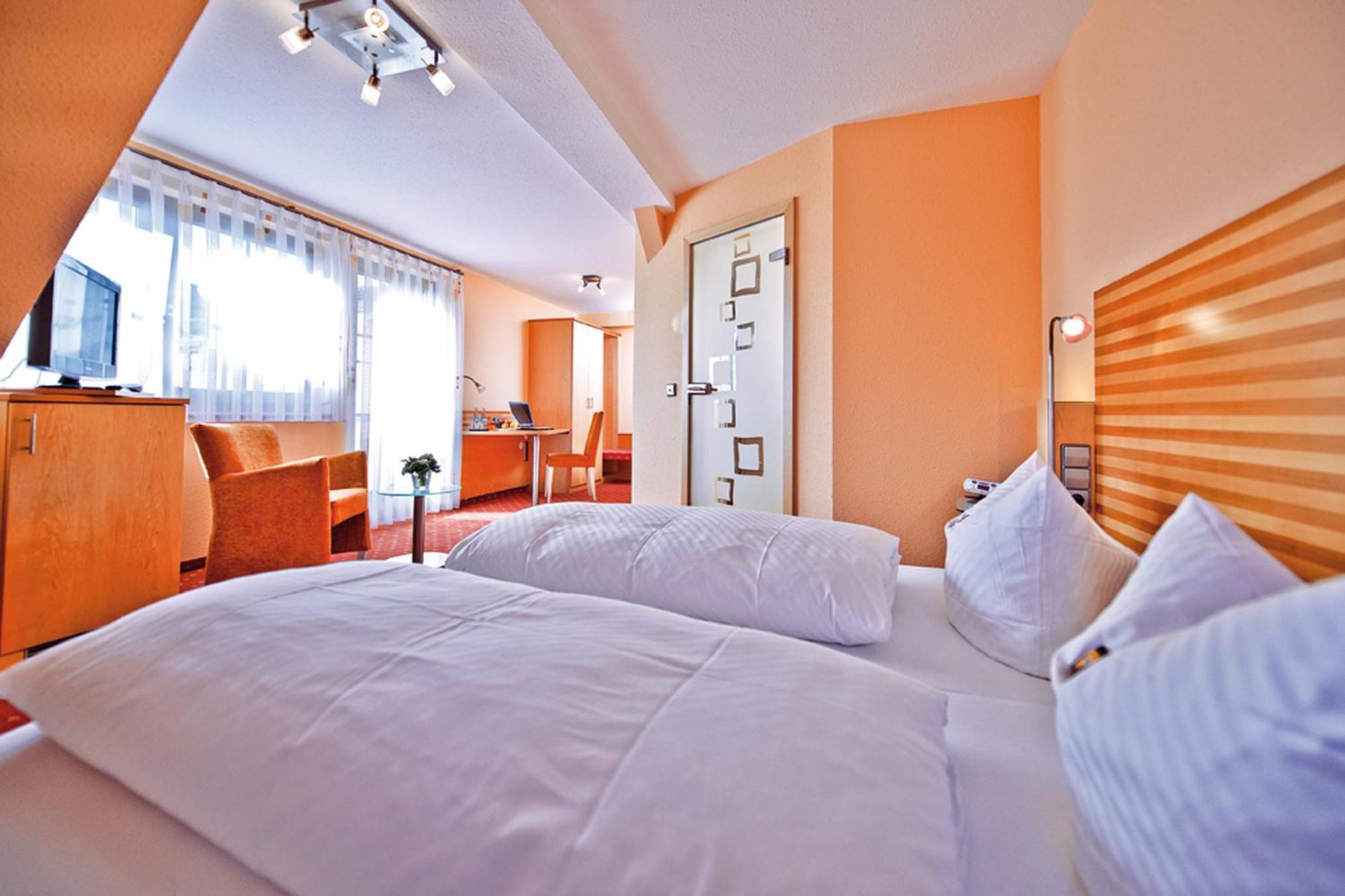 Danner'S Hotel Loewen Marschalkenzimmern Ngoại thất bức ảnh